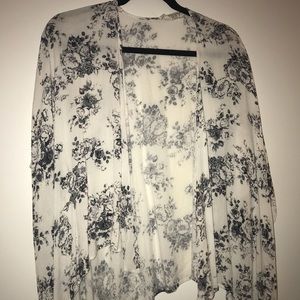 Urban Outfitters Floral Kimono